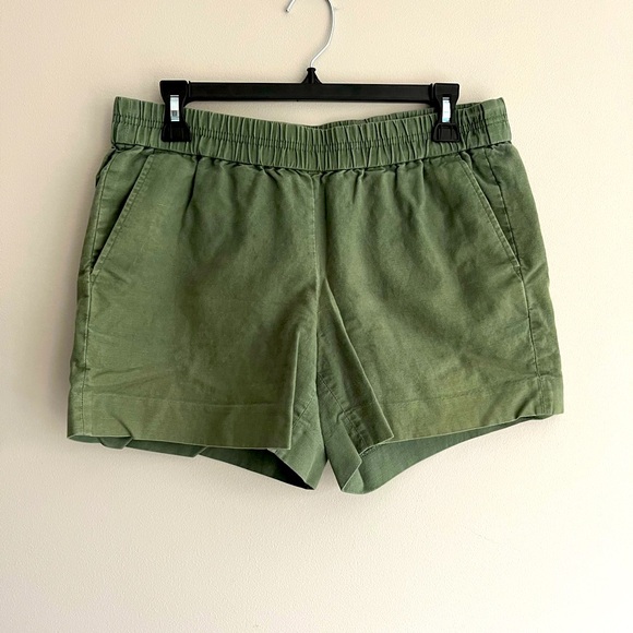 J. Crew Pants - J.Crew Linen Green Pull On Shorts